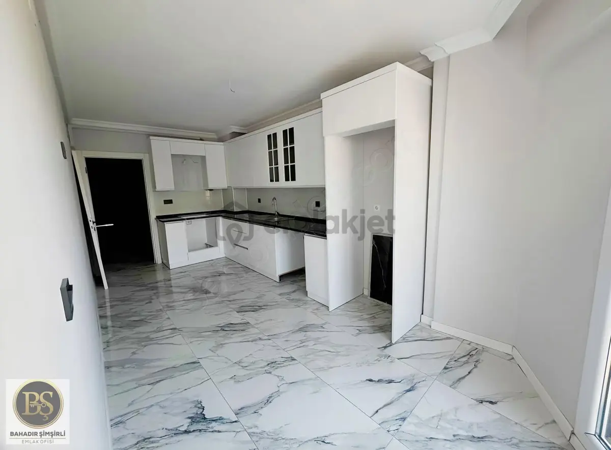 Hilaliye Cad. Satılık 3+1 Dubleks Daire (200m²) - 3