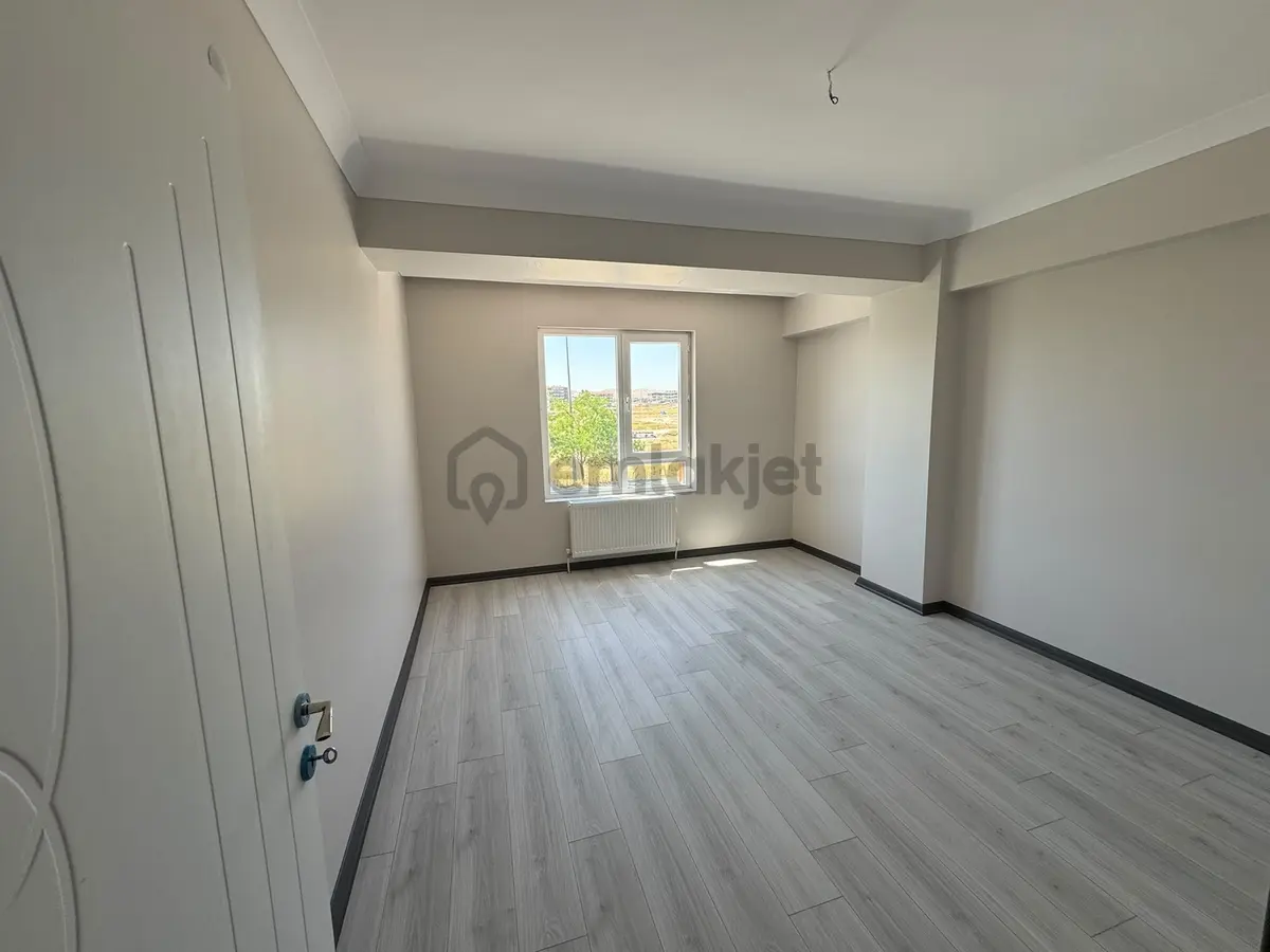 Yenikent'te Sıfır 3+1 Ebeveyn Banyolu Kiralık Daire - 17