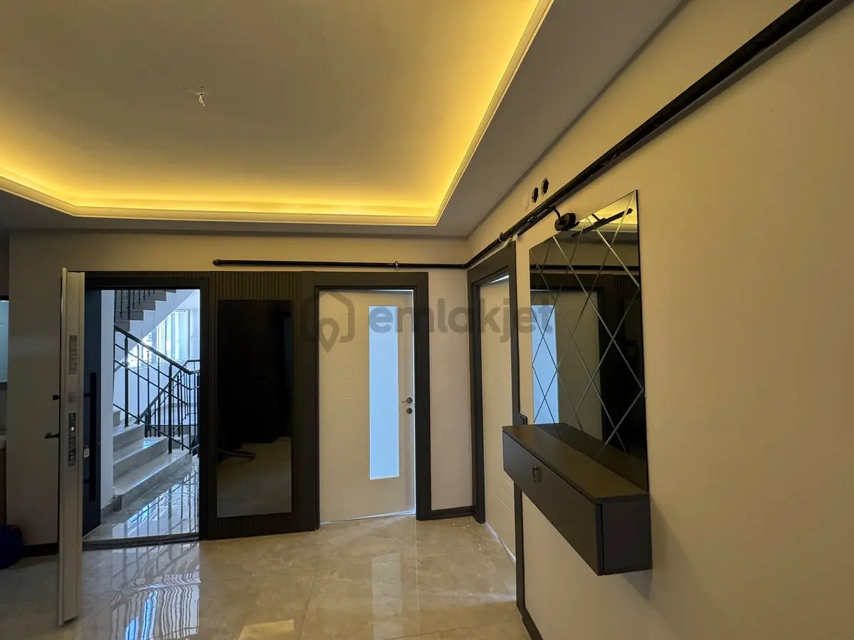 Yenikent'te Sıfır 3+1 Ebeveyn Banyolu Kiralık Daire - 29