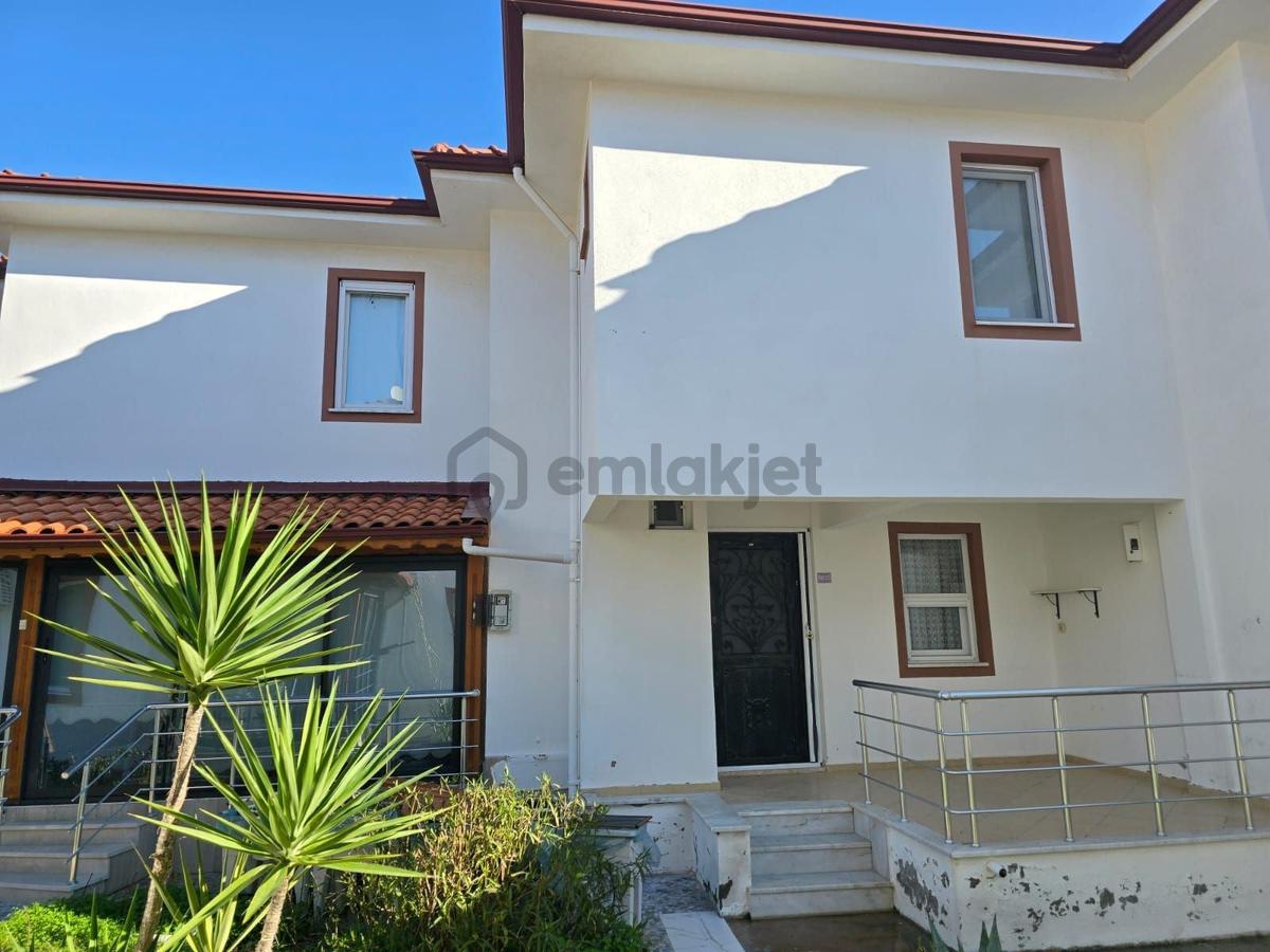 Muğla İli, Milas İlçesi, Ören Mah'de Havuzlu Site İçerisinde Eşyalı 3+1 Villa - 9