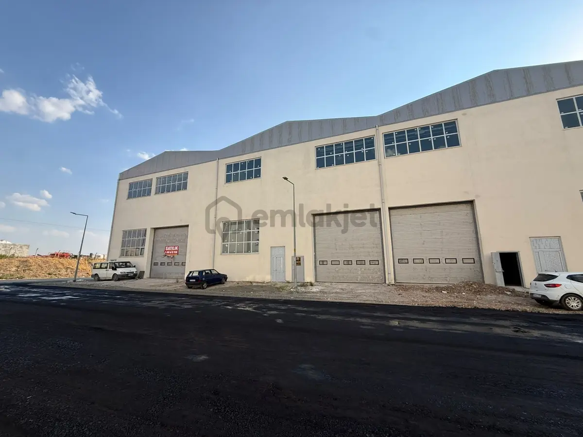 Yeni Sanayide 2000m² Kiralık İş Yeri - 25