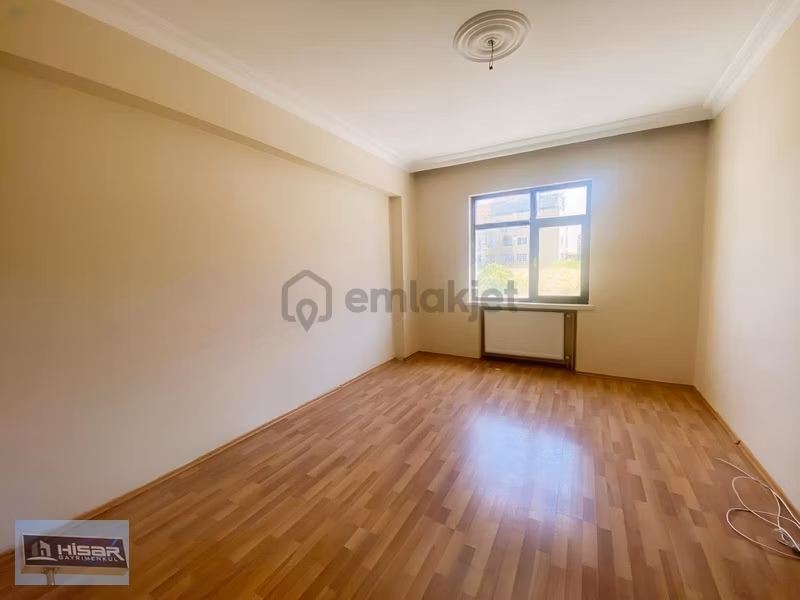 Hisar'dan Dikmen'de 3+1 ''boşşş '' Ankara Manzaralı Sitede Daire - 12