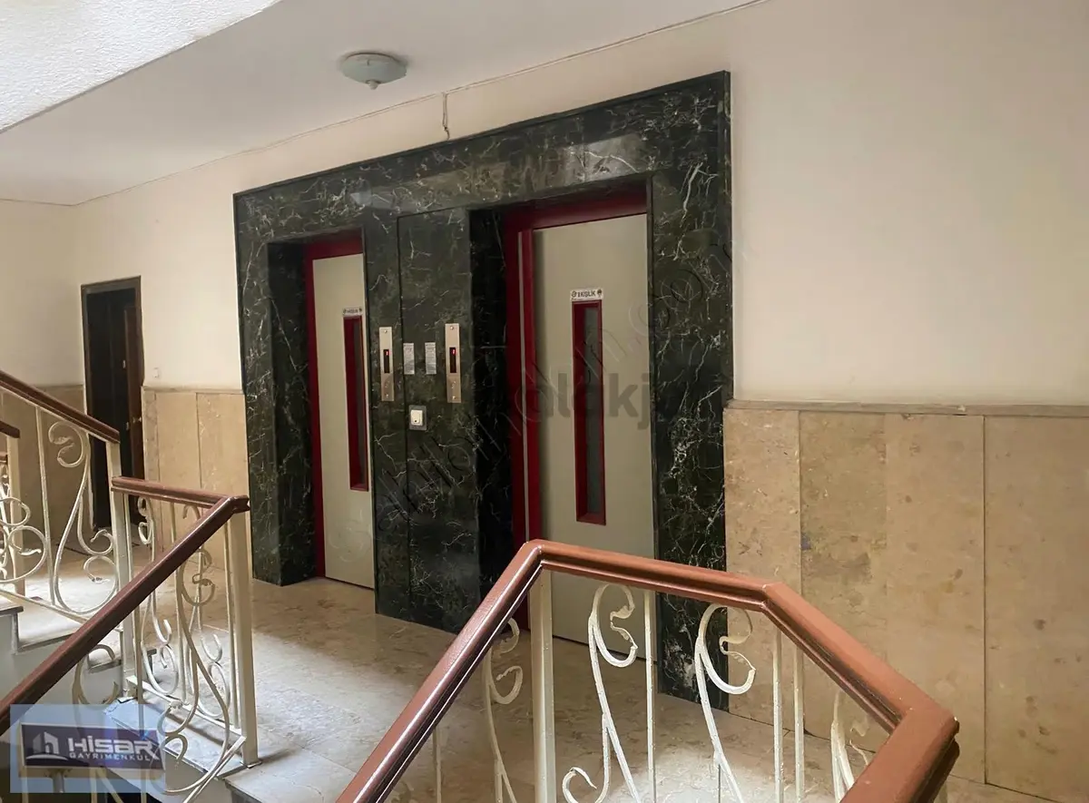 Hisar'dan Dikmen'de 3+1 ''boşşş '' Ankara Manzaralı Sitede Daire - 20