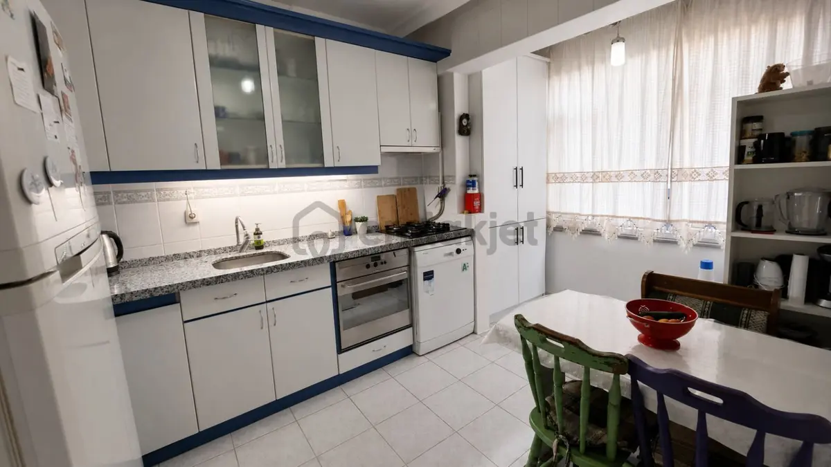 Sahibinden Merkez Konumda 3+1 Satılık Daire - 16