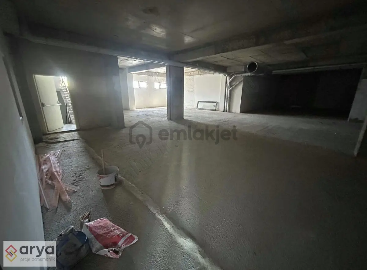 Ankara Caddesi Üzeri 313 M2 Kiralık Dükkan - 7