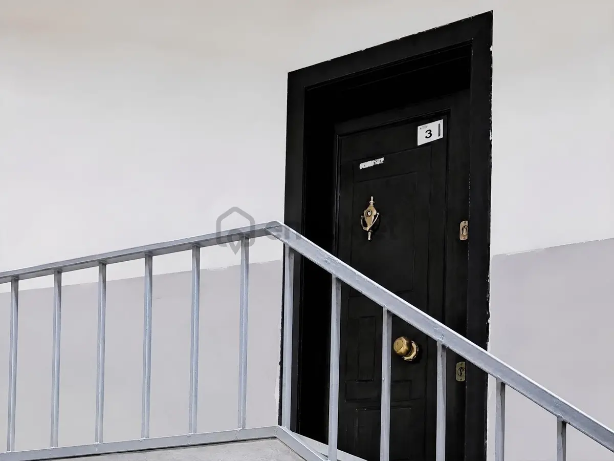 Gaziosmanpaşada Kiracılı Ara Kat Geniş 2+1 - 7