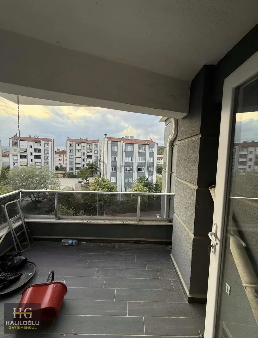 Ferizli Devlet Mahallesi 3+1 Kiralık Daire - 16