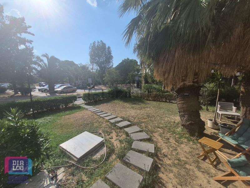 İzmir Karşıyaka Atakent'te Park Cepheli Devren Kafe - 17