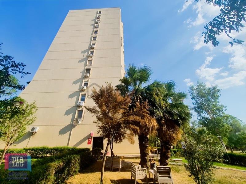 İzmir Karşıyaka Atakent'te Park Cepheli Devren Kafe - 22