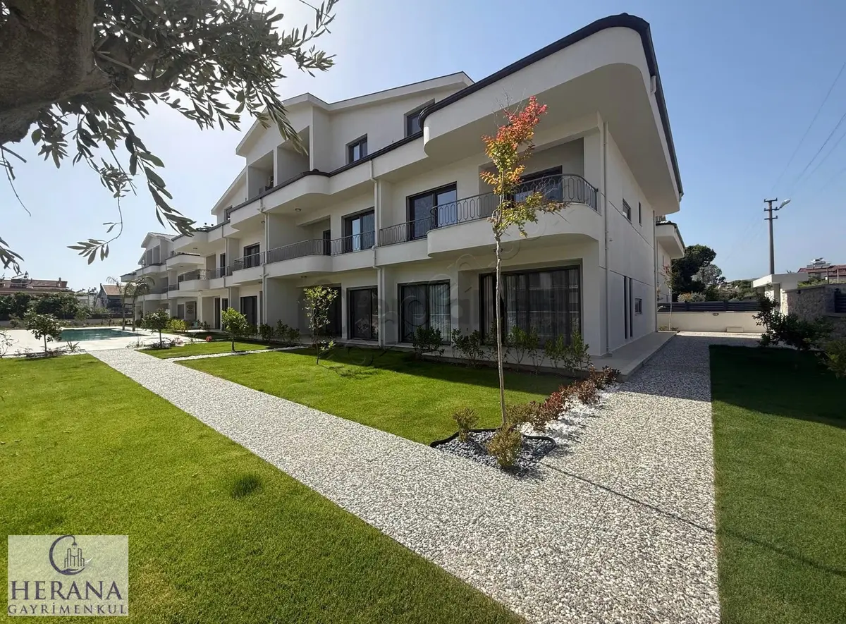 Foça Mahallesinde Lüks Site İçerisinde 4+1 Dubleks Daire - 2