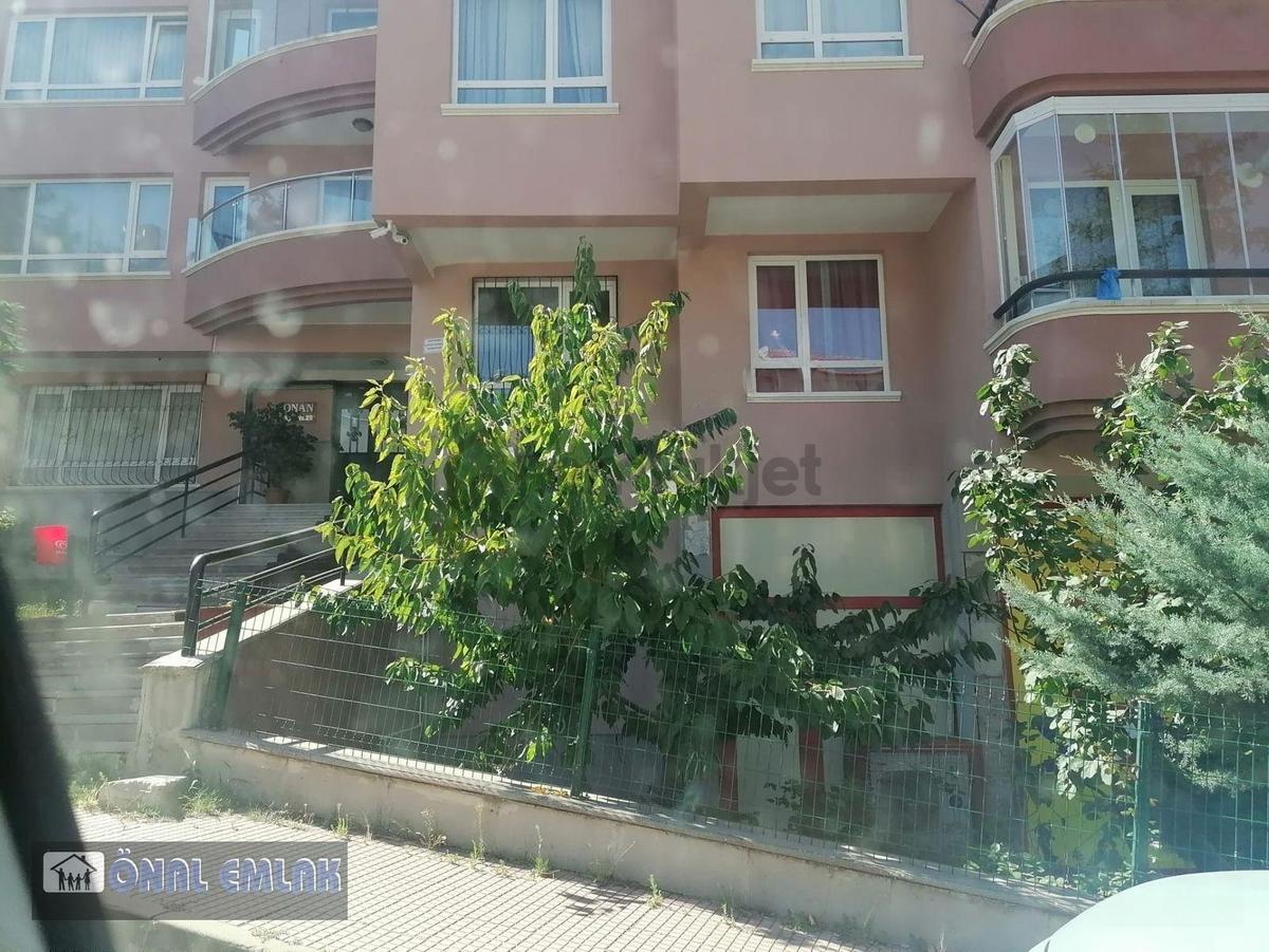 Önaldan Huzur Mah. Ön Cephe 1. Kat 140m - 33