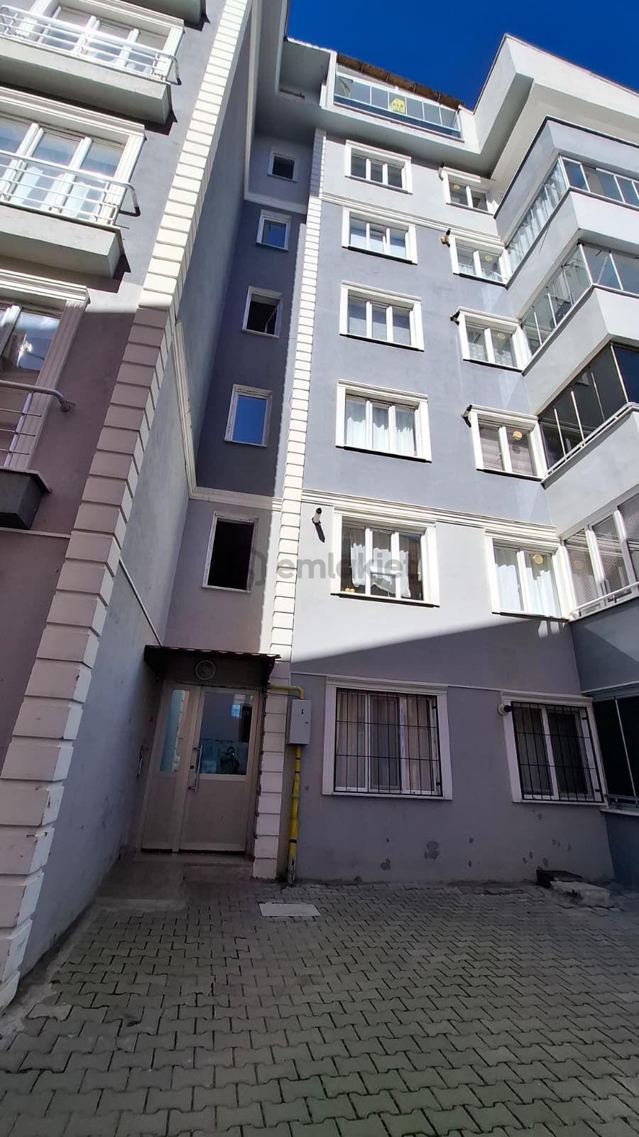 Şeyhcui Mahallesinde 150m² 4+1 Fırsat Daire - 30