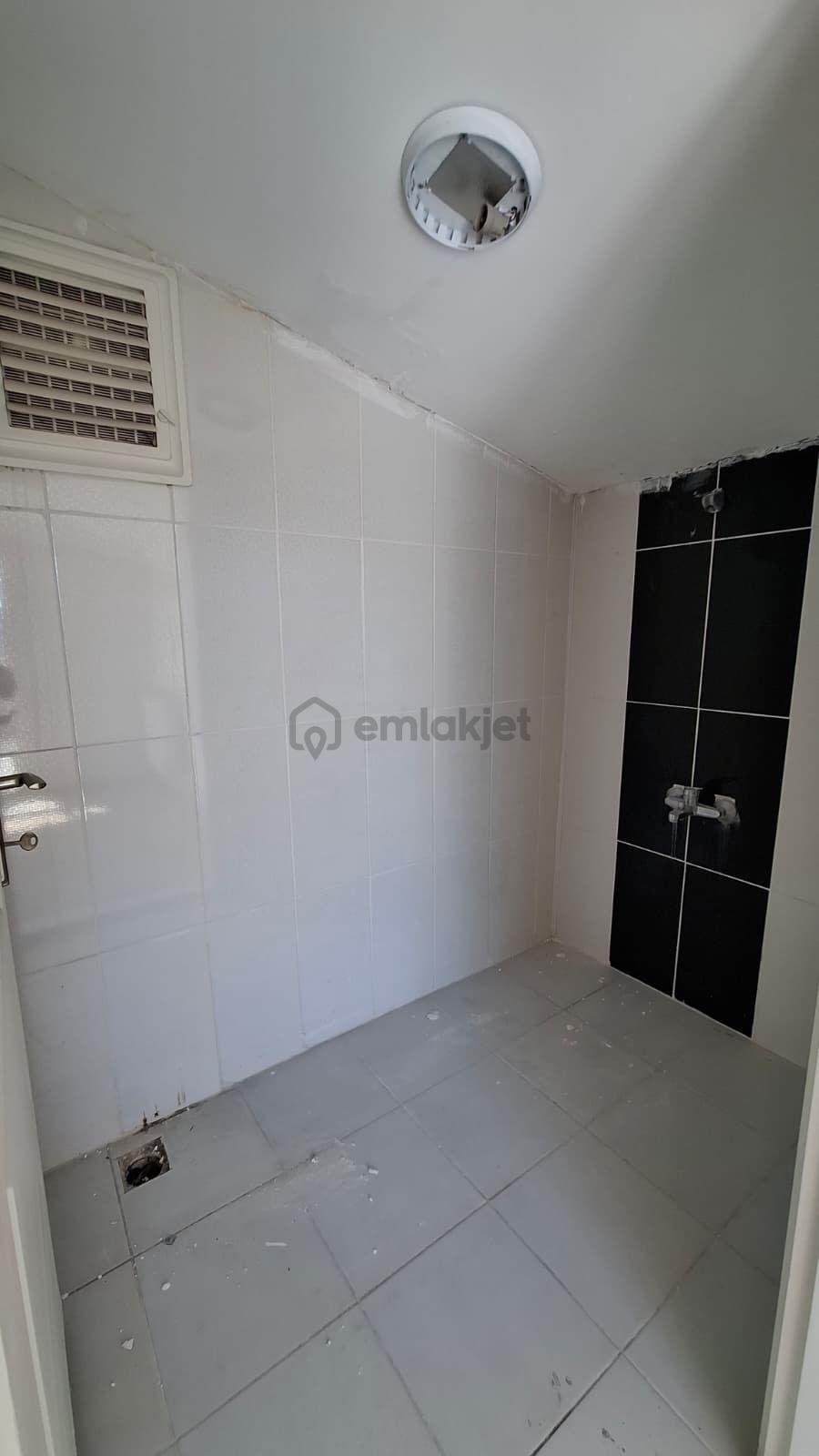 Şeyhcui Mahallesinde 150m² 4+1 Fırsat Daire - 21