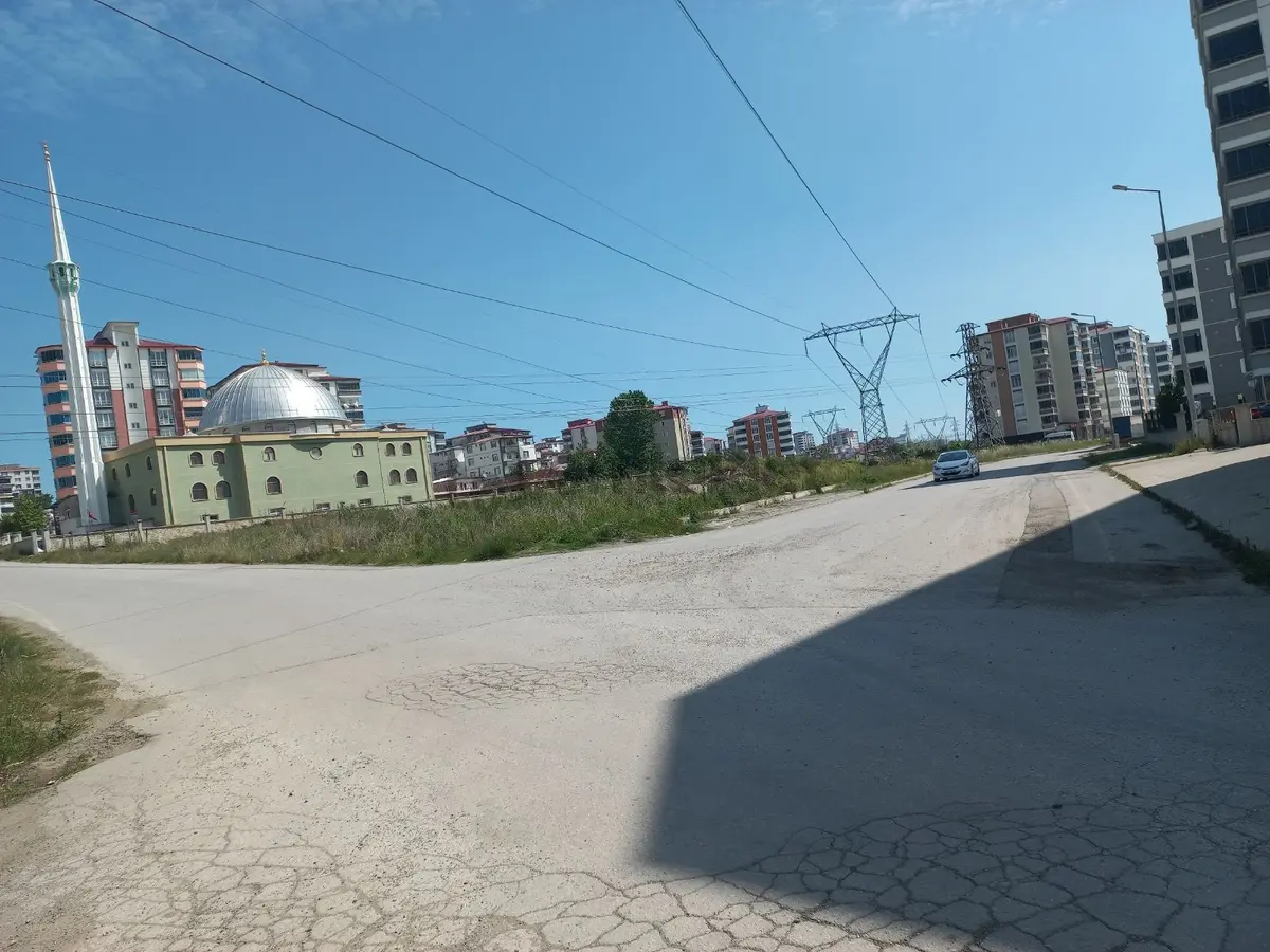 Kişlada Kiralik Sıfır Dükkan - 3