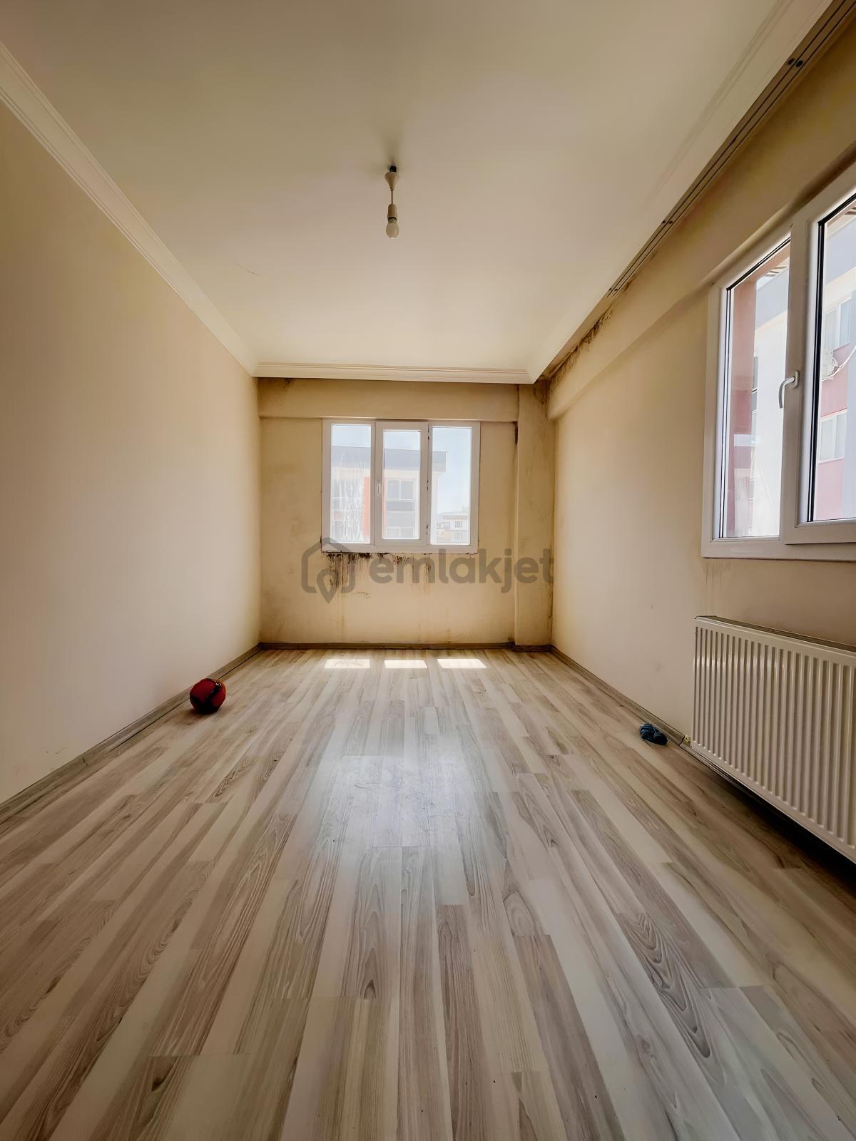 Muradiye Site İçinde 2+1 Kapalı Mutfak Boyanıp Teslim Edilecek - 16