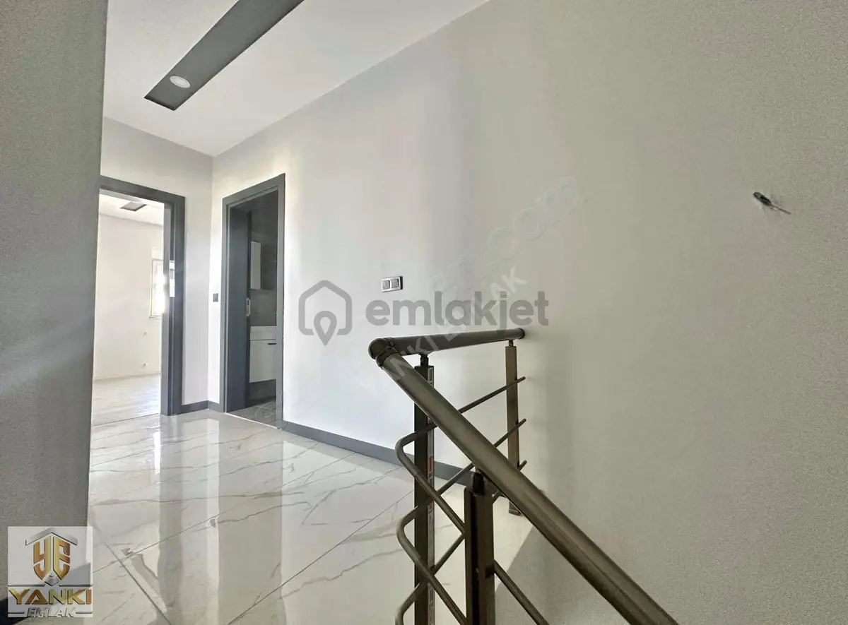 Demirel'de_4+1 200m2_geniş Teraslı Dubleks - 10
