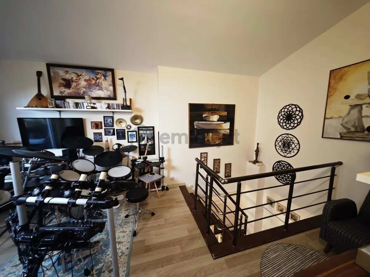 Yenikentte Satılık Teraslı 3+1 Lüks Dubleks Daire - 18