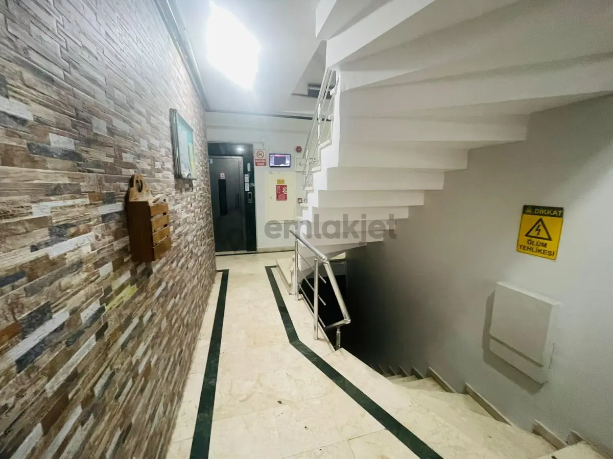 Pendik Yayalarda Prestij Evleri 2de Satılık 3+1 Daire - 35