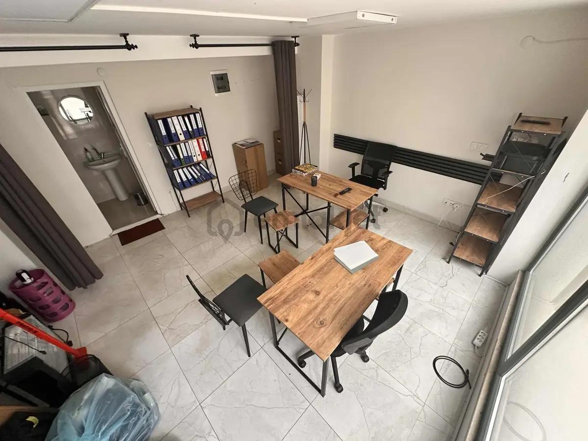 Esenevler Mah. Kiralık Dükkan 30 M2 - 2