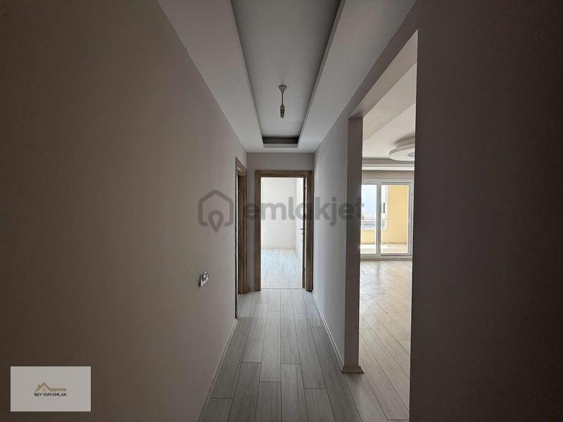 Bey Yapı Emlak'tan Ebeveyn Banyolu 2+1 Kiralık - 15