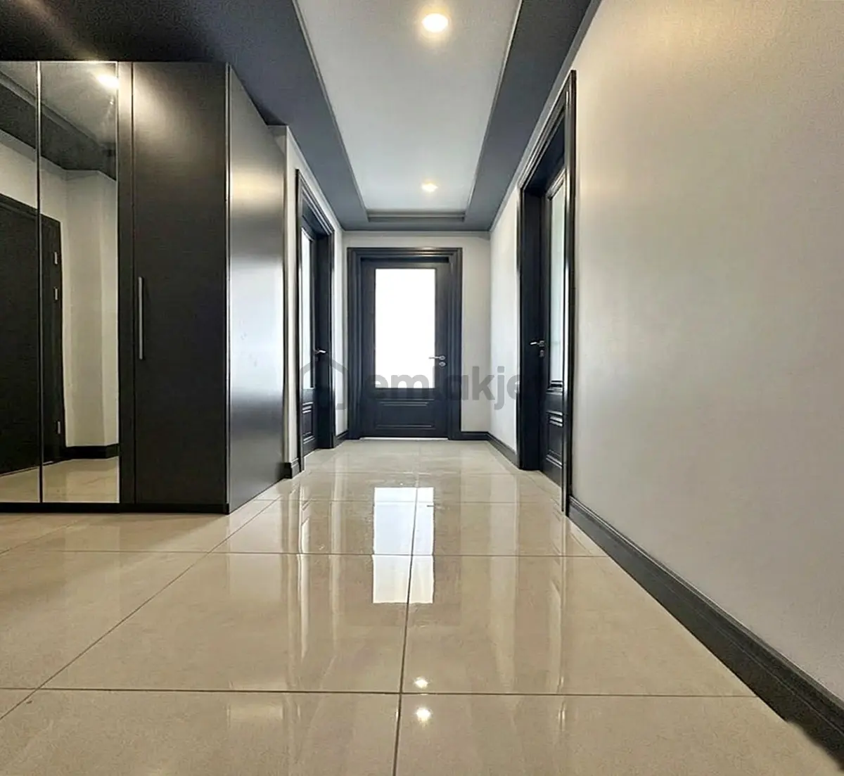Bahçeşehir Suits Projesinde Kalan Son 2+1 Acil Satılık Daire ! - 17