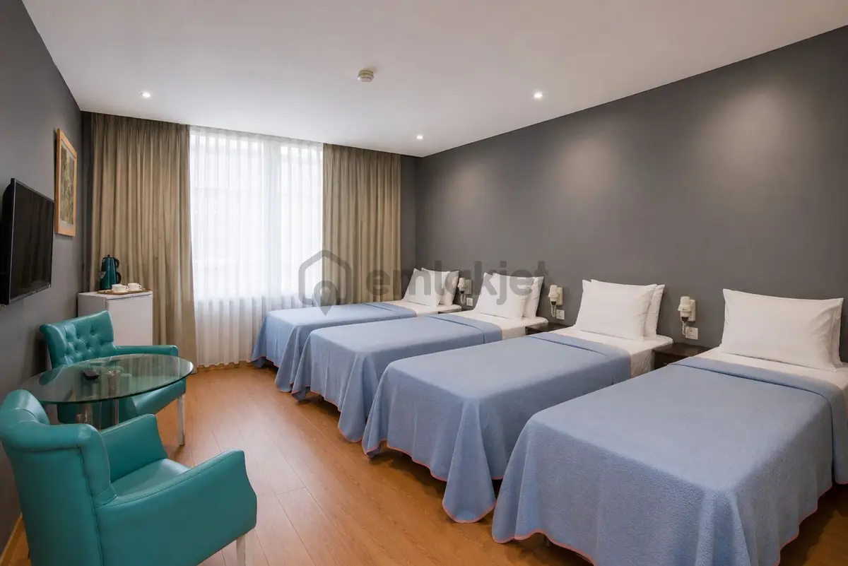 Antlya Şehir Merkezinde Muratpaşa Kaleiçi Girişinde - 7