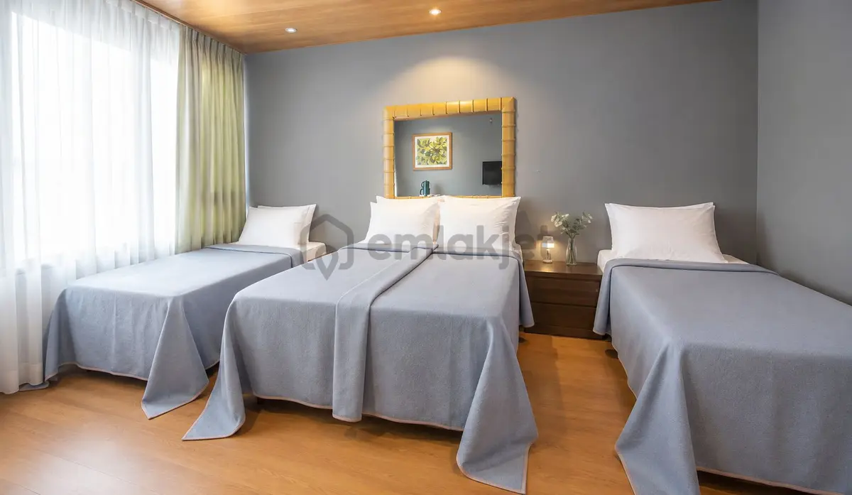 Antlya Şehir Merkezinde Muratpaşa Kaleiçi Girişinde - 5