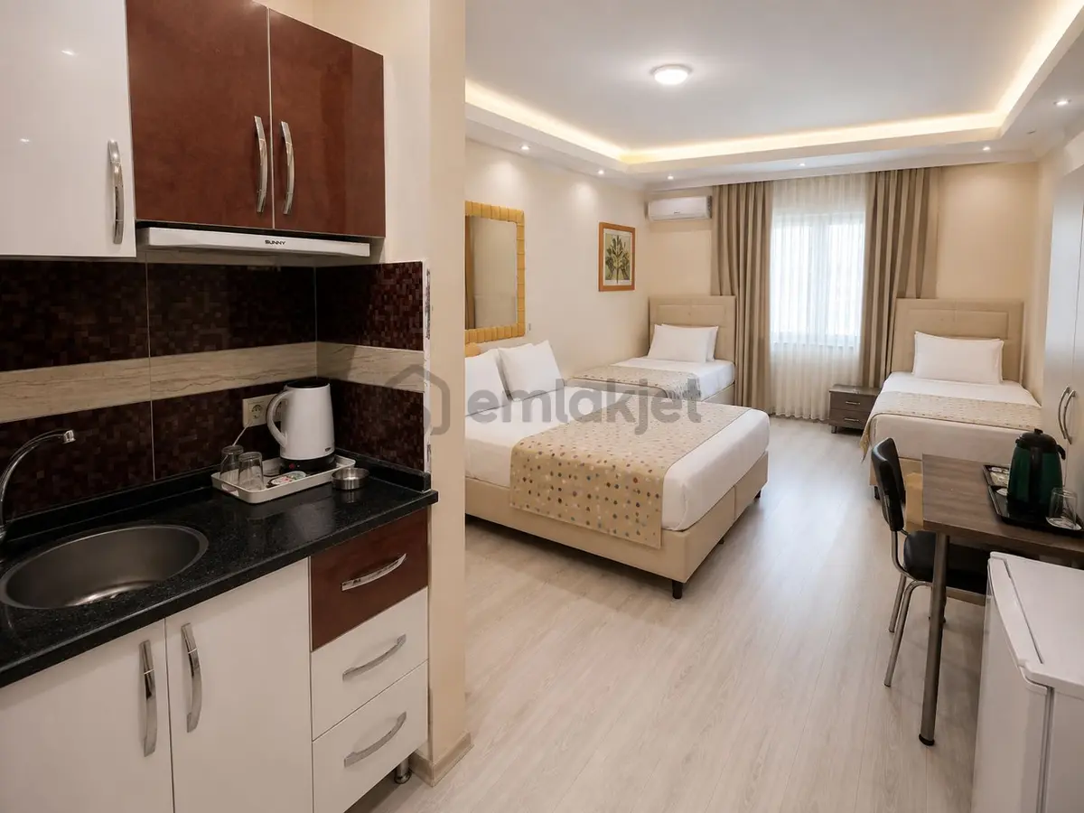 Antlya Şehir Merkezinde Muratpaşa Kaleiçi Girişinde - 3