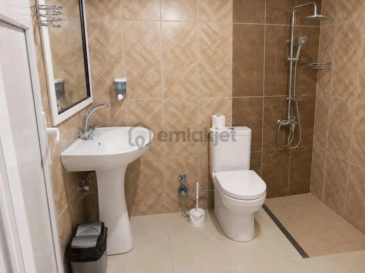 Antlya Şehir Merkezinde Muratpaşa Kaleiçi Girişinde - 9