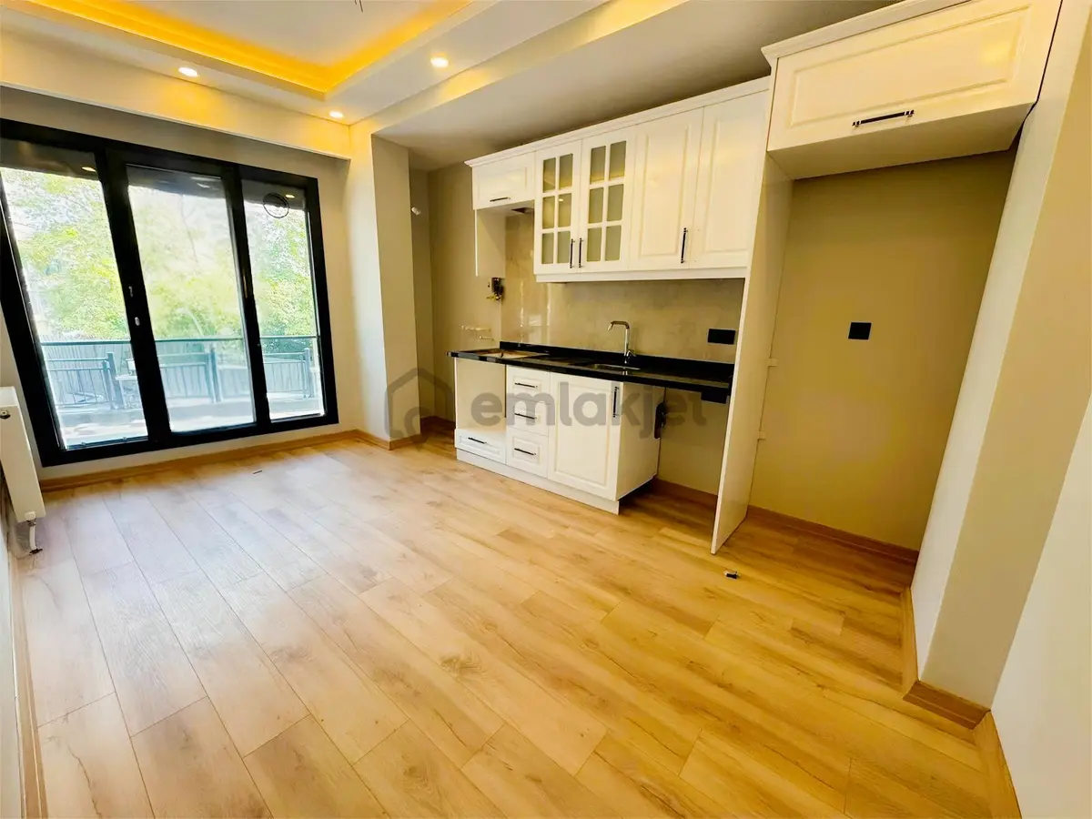 Çekmeköy Merkez Mahallesinde Satılık 2+1 Giriş Kat Daire - 11