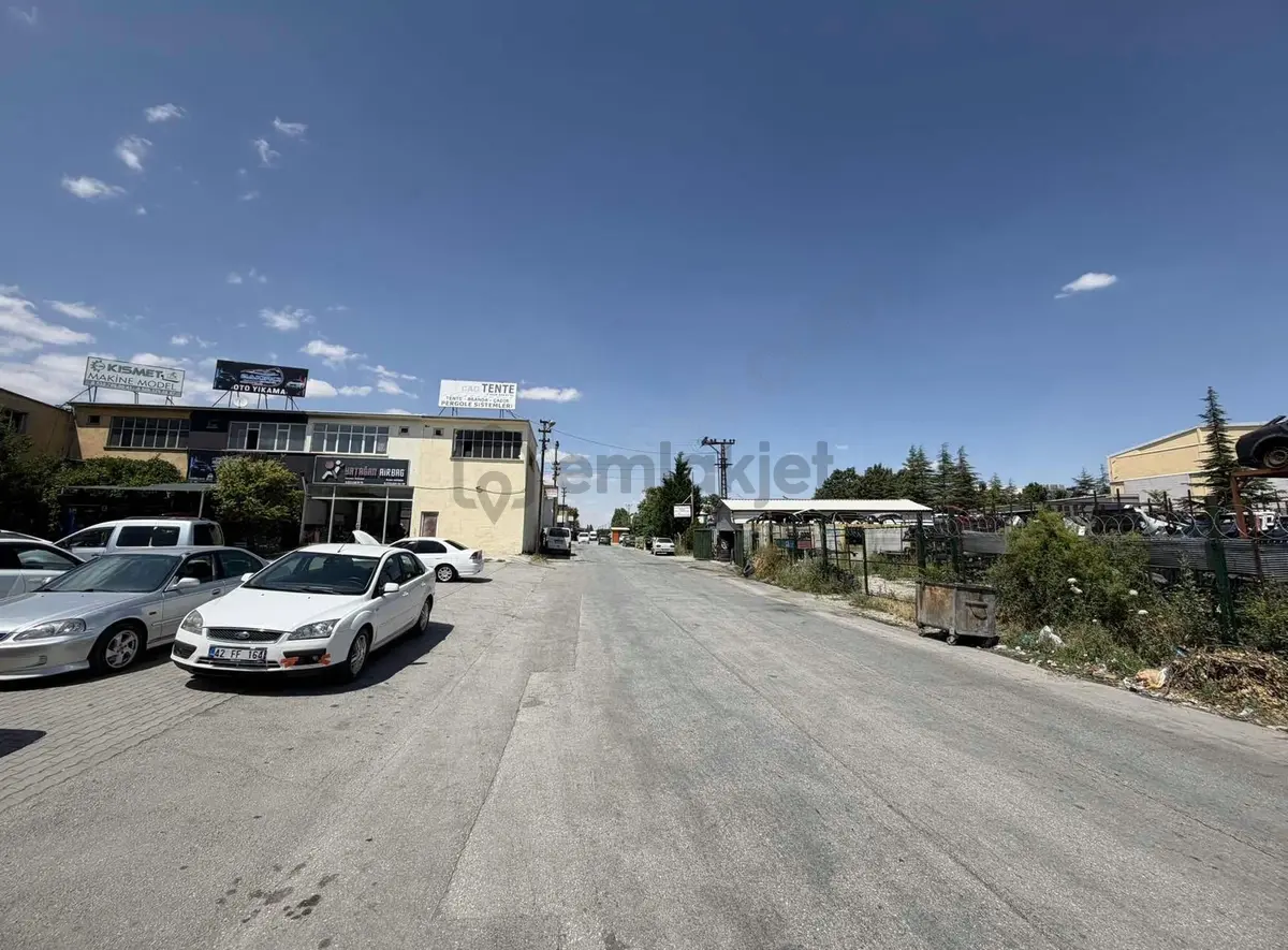 Zafer Sanayide Kiralık Dükkan - 2