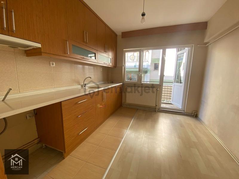 Mercan Dan Tugay Karşısı 2+1 Kiralık Daire !! - 9