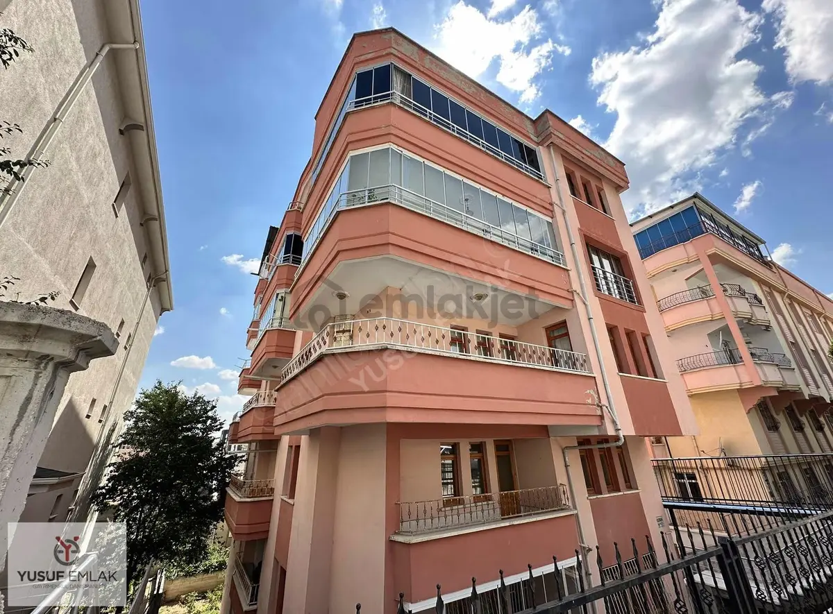 Şehitlik'te Bahçe Katı 2+1 Daire
