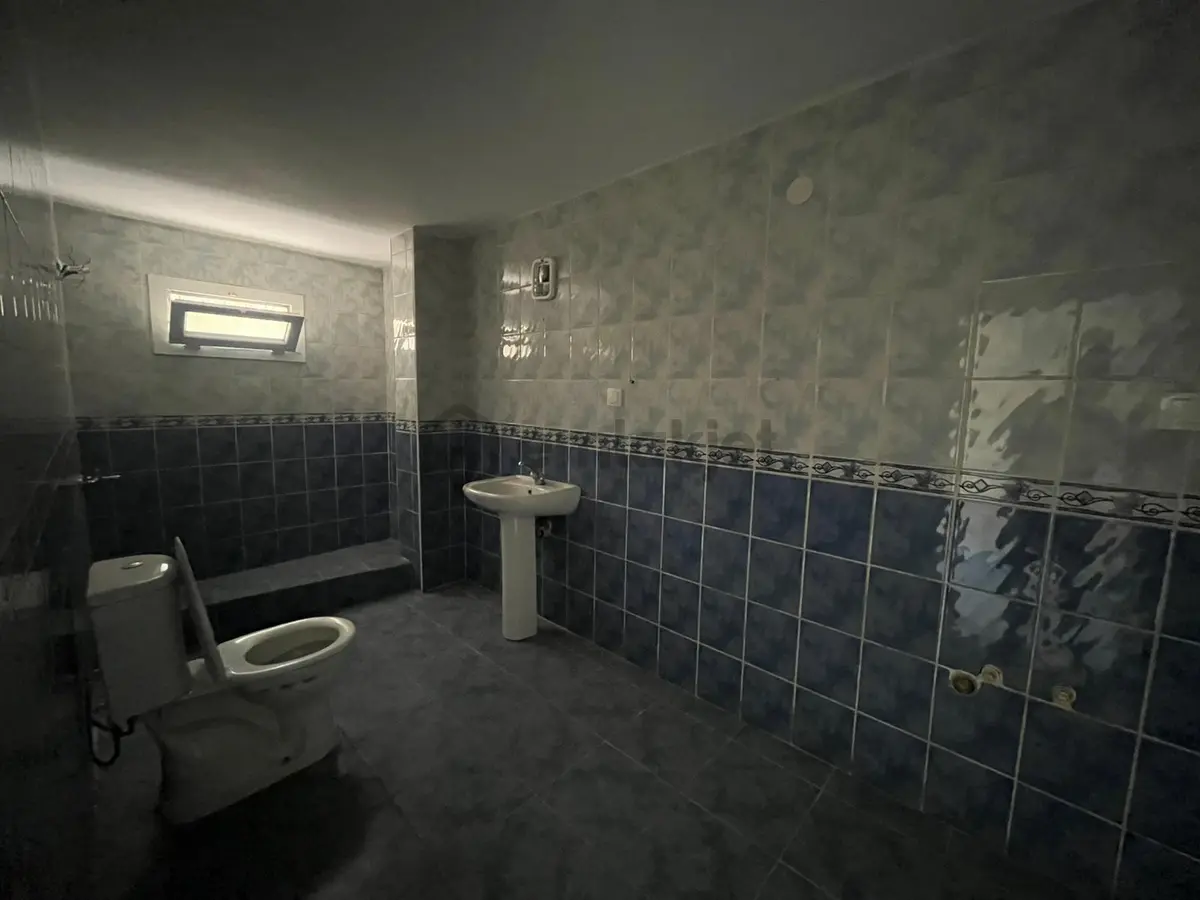 Kurttepe'de Çok Geniş 3+1 Kiralık Ev - 16