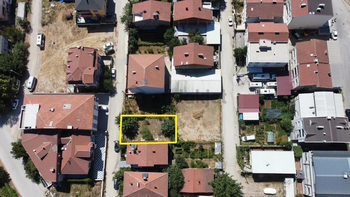 Ulucan'dan Akhisar'da Satılık 3 Kat İmarlı Mükemmel Arsa - 9