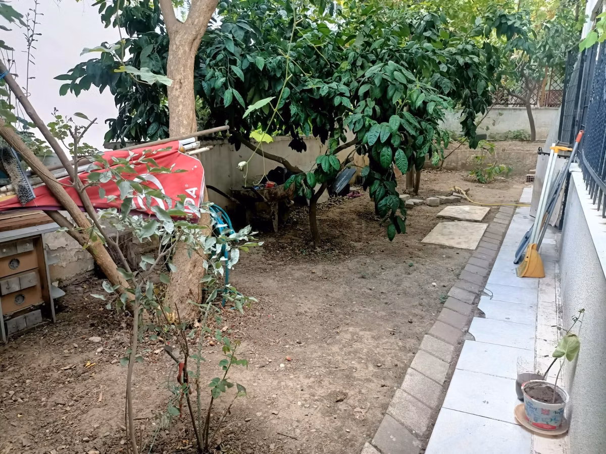 Altınoluk'ta Satılık 2+1 Bahçe Katı Daire - 6