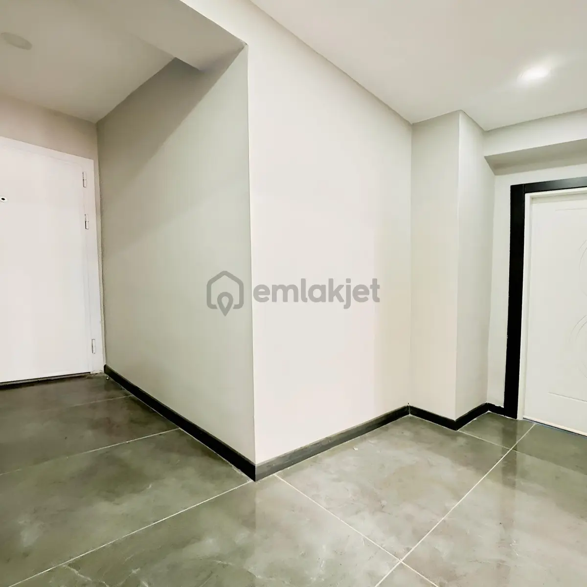 Yenikent Mahallesinde 2+1 Sıfır Ara Kat Daire - 21