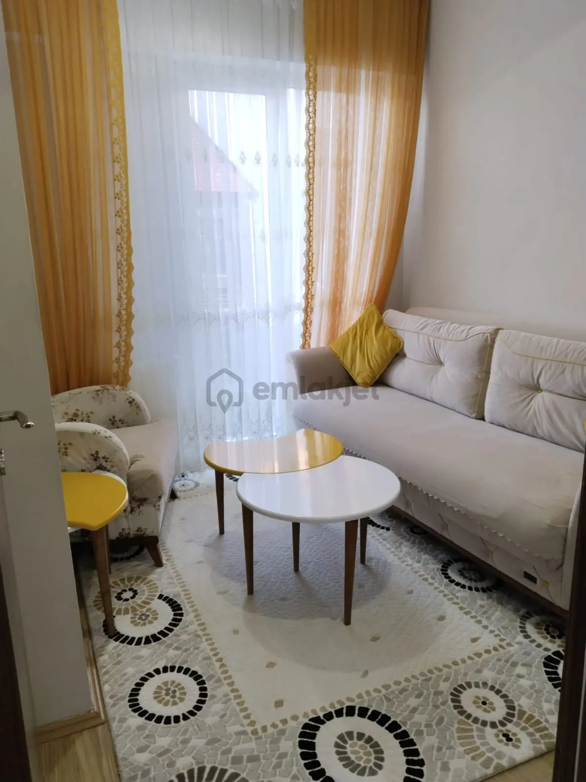 Isparta Sermet Mahallesinde Geniş 2+1 Satılık Apart - 12