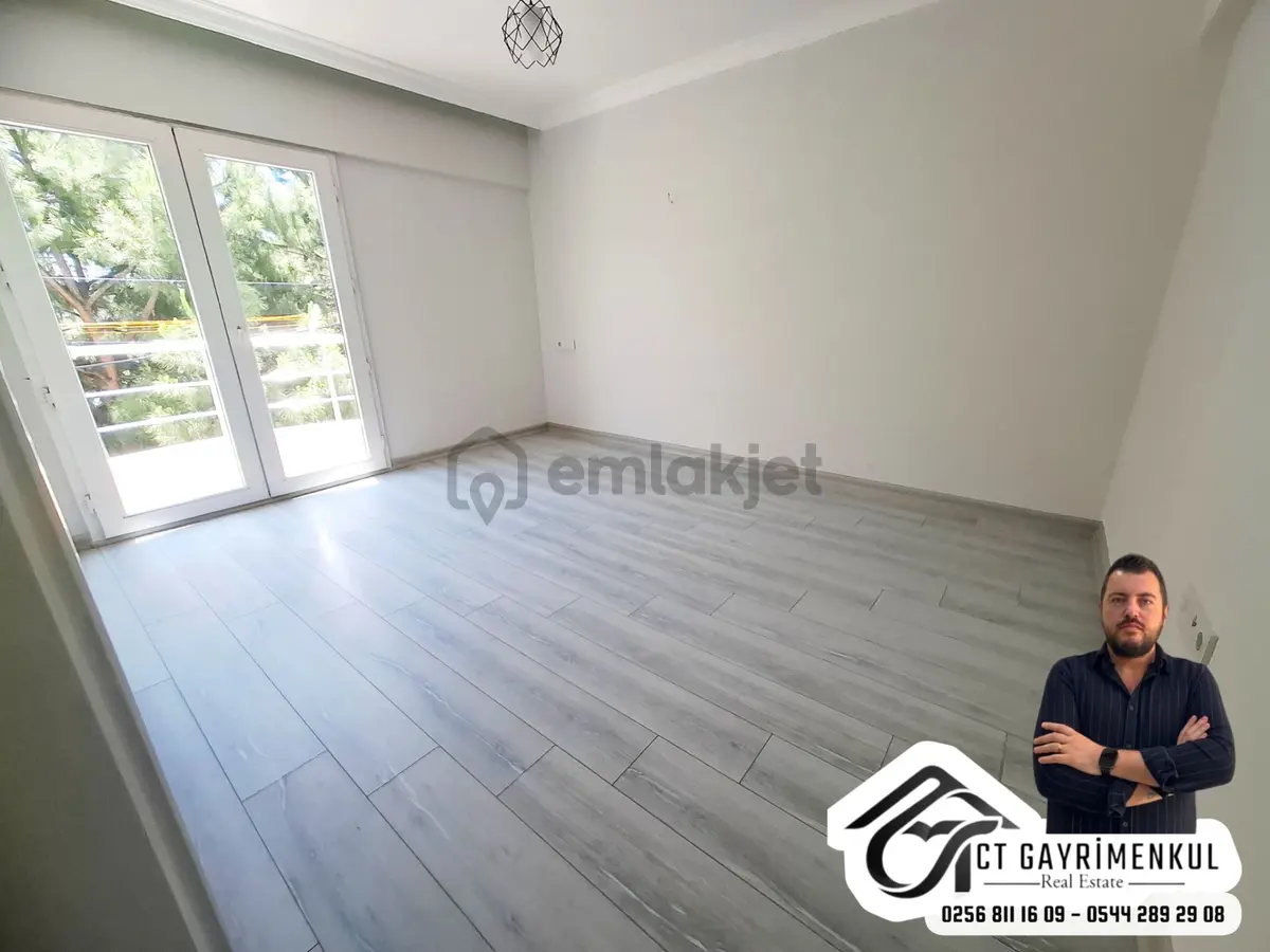 Didimde Satılık 2+1 Daire Havuzlu Site İçerisinde Ön Cephe ! - 19