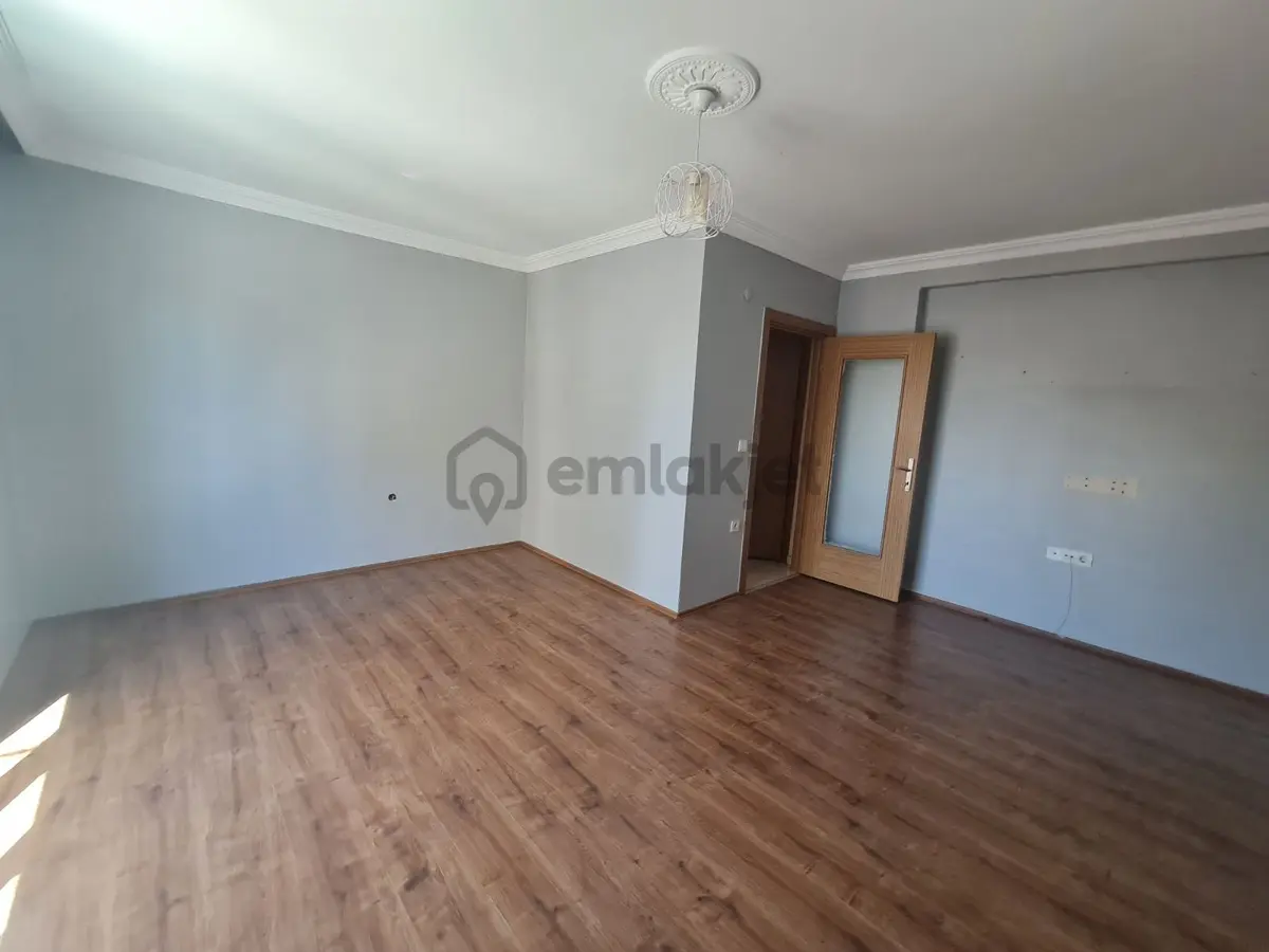 Satılık Kapalı Otoparklı Daire - 4