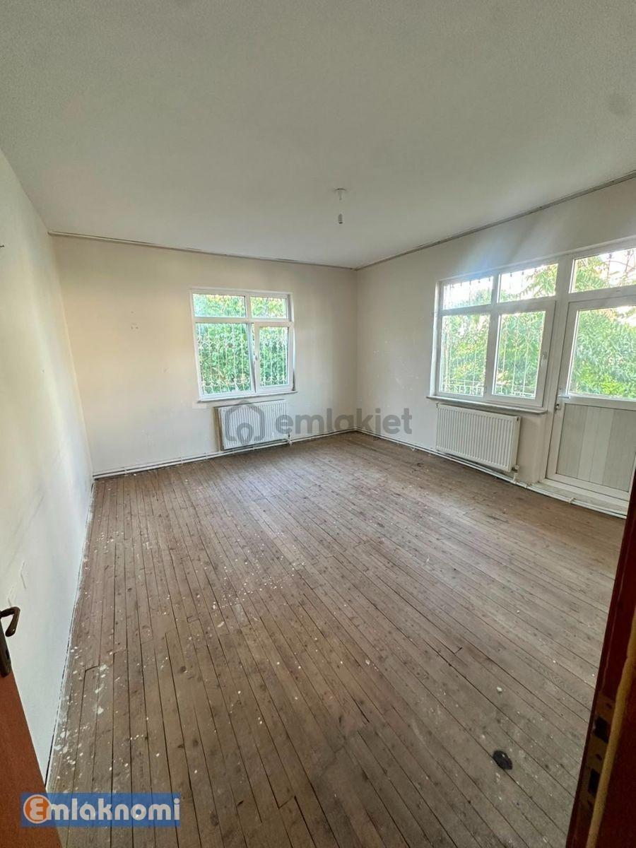 Pazartesi Pazarı Girişinde Kiralık 3+1 Daire - 4