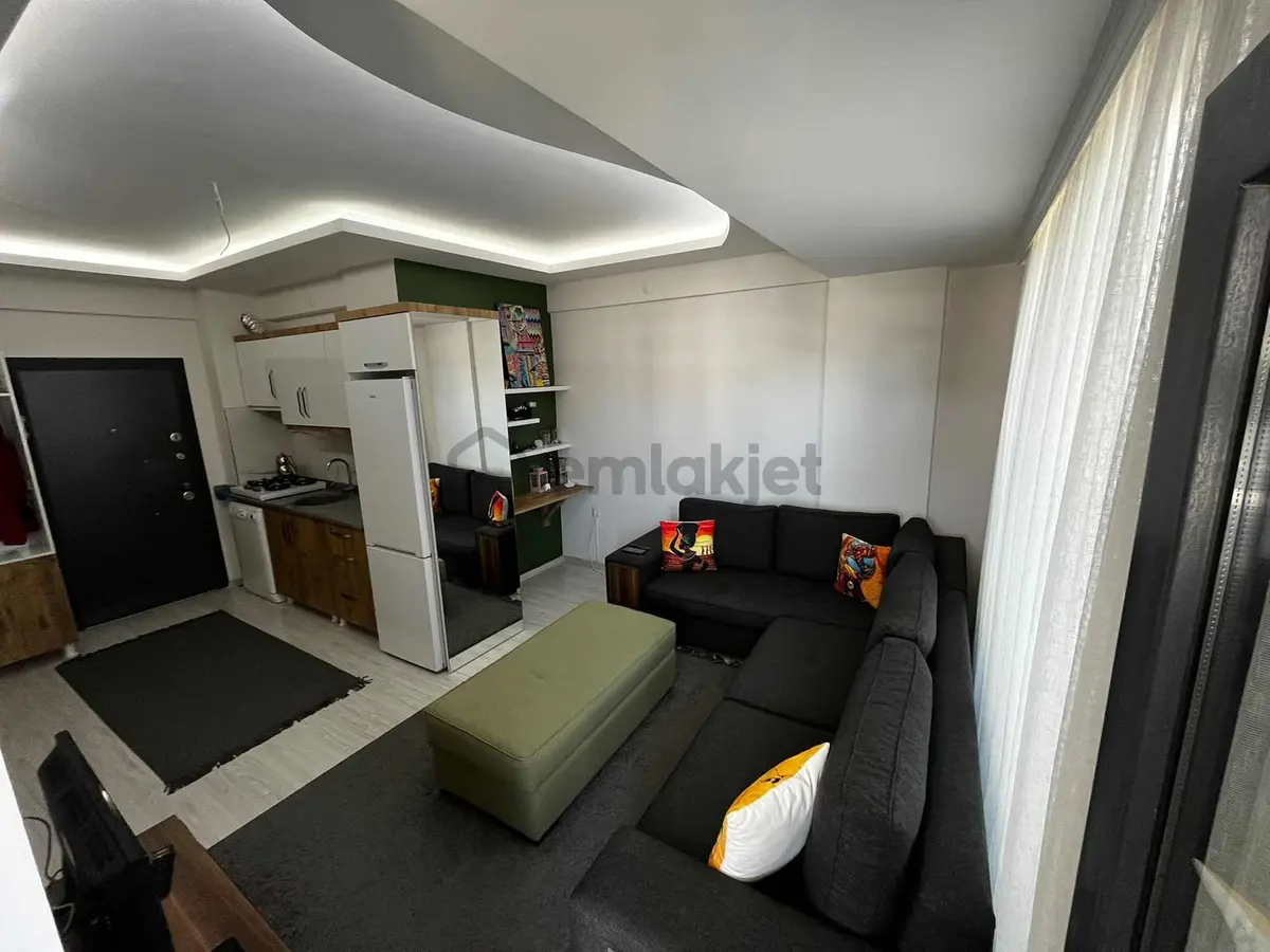 Havuzlu Güvenlikli 1+1 Eşyalı Daire - 9