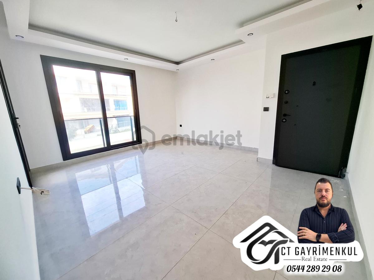 Didim'de Satılık 2+1 Ayrı Mutfak Asansörlü Ön Cephe Daire ! - 8