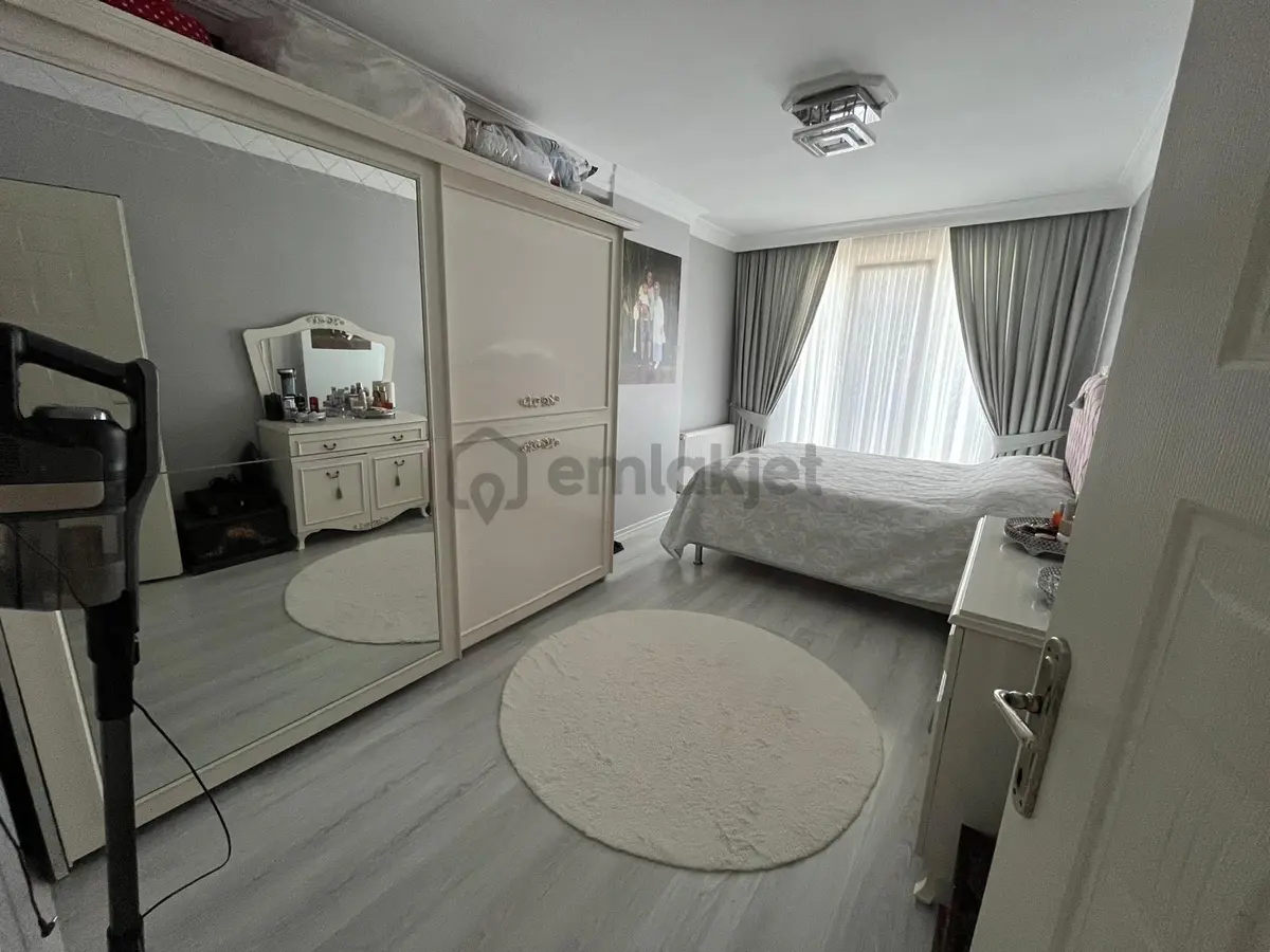 Beylikdüzü Yakuplu Mah. Satılık 2+1 Daire 95 M2 - 16