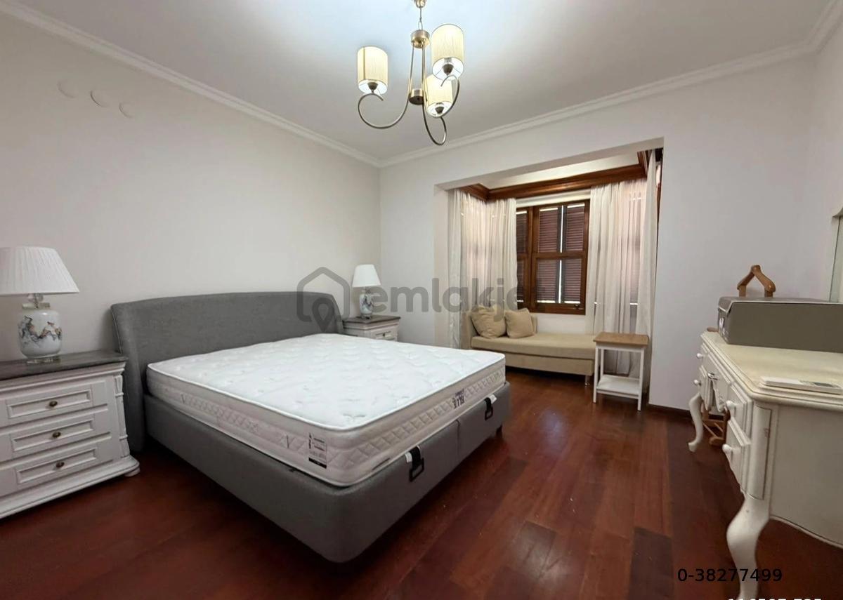 Çeşme Paşalimanında Denize Sıfır 7+2 Satılık Konak - 34