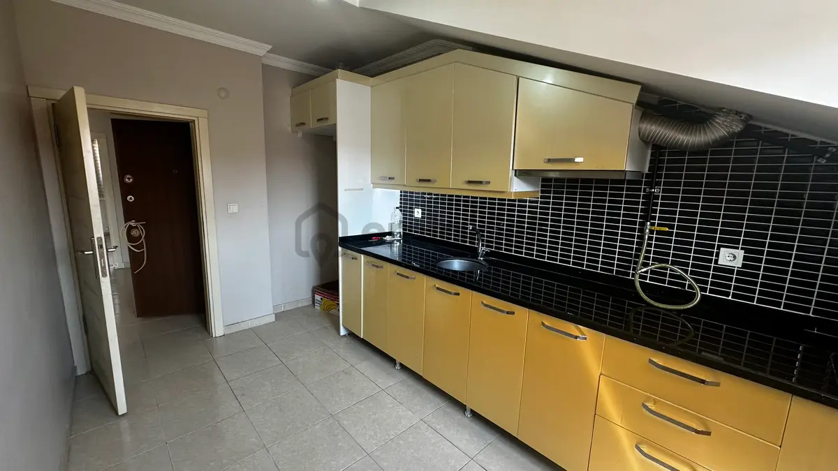 Kiralık 2+1 Çatı Katı Teraslı Daire - 23