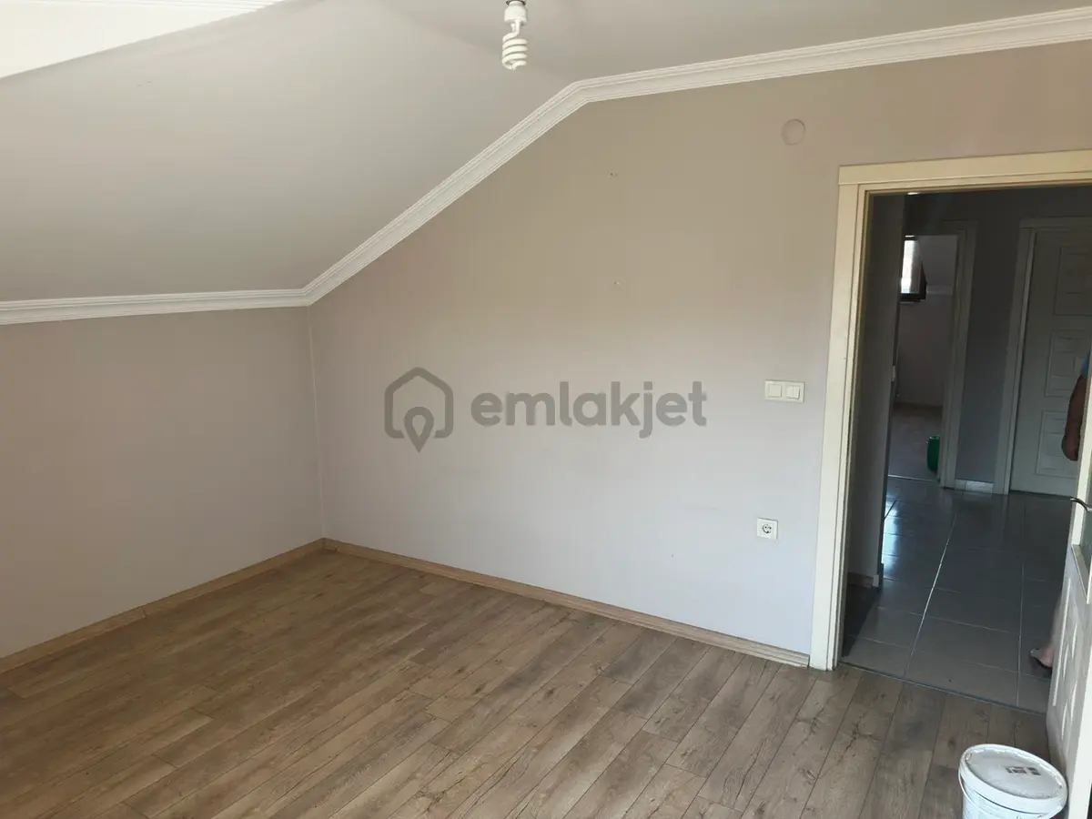 Kiralık 2+1 Çatı Katı Teraslı Daire - 6