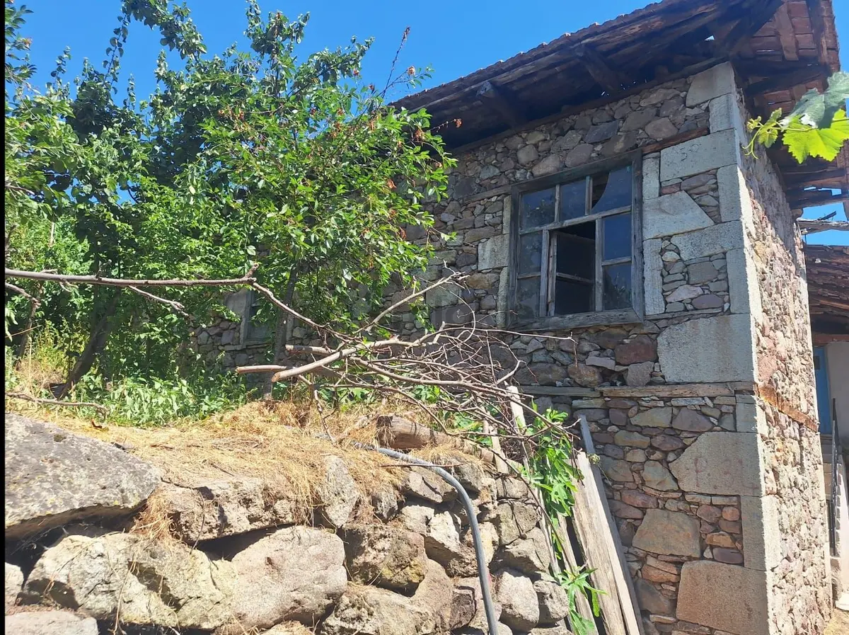 Sındırgı Çayırda İki Katli Taş Ev - 8