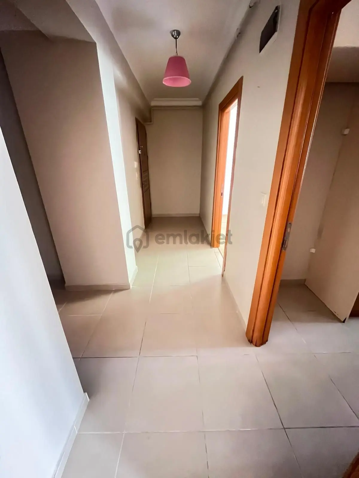 Kağıthanede Satılık Kelepir Daire - 5