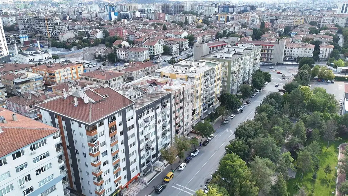 Bozantı Cad. 4+1 185 M2 Geniş Daire - 17